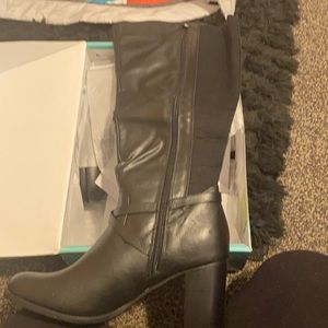 Black boots. Size 10. Maurices